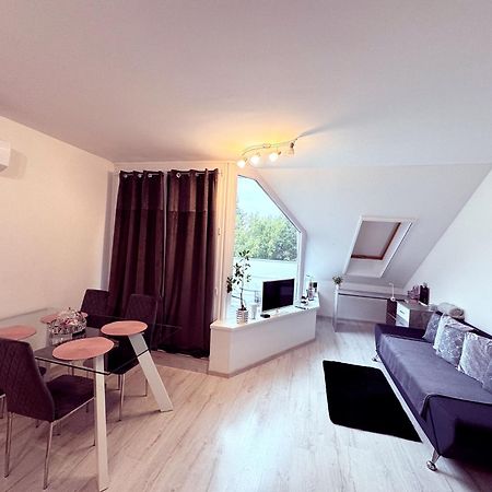 Апартаменты Exclusive Family Apartman Печ Экстерьер фото