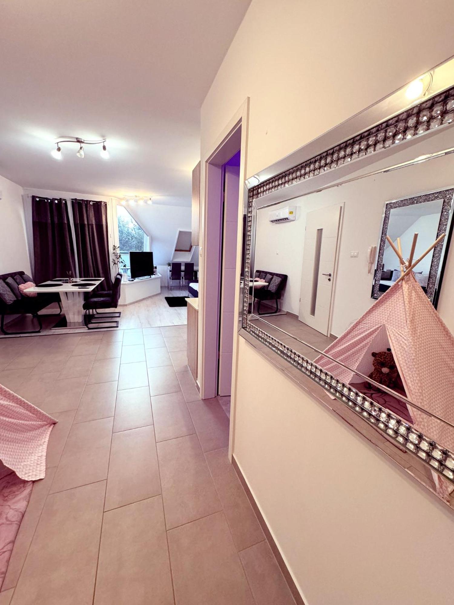 Апартаменты Exclusive Family Apartman Печ Экстерьер фото